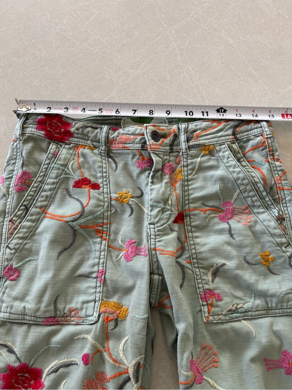 Anthropologie Pilcro Wanderer Embroidered Floral Cargo Pant Sage Pink Size 26 - Picture 9 of 14